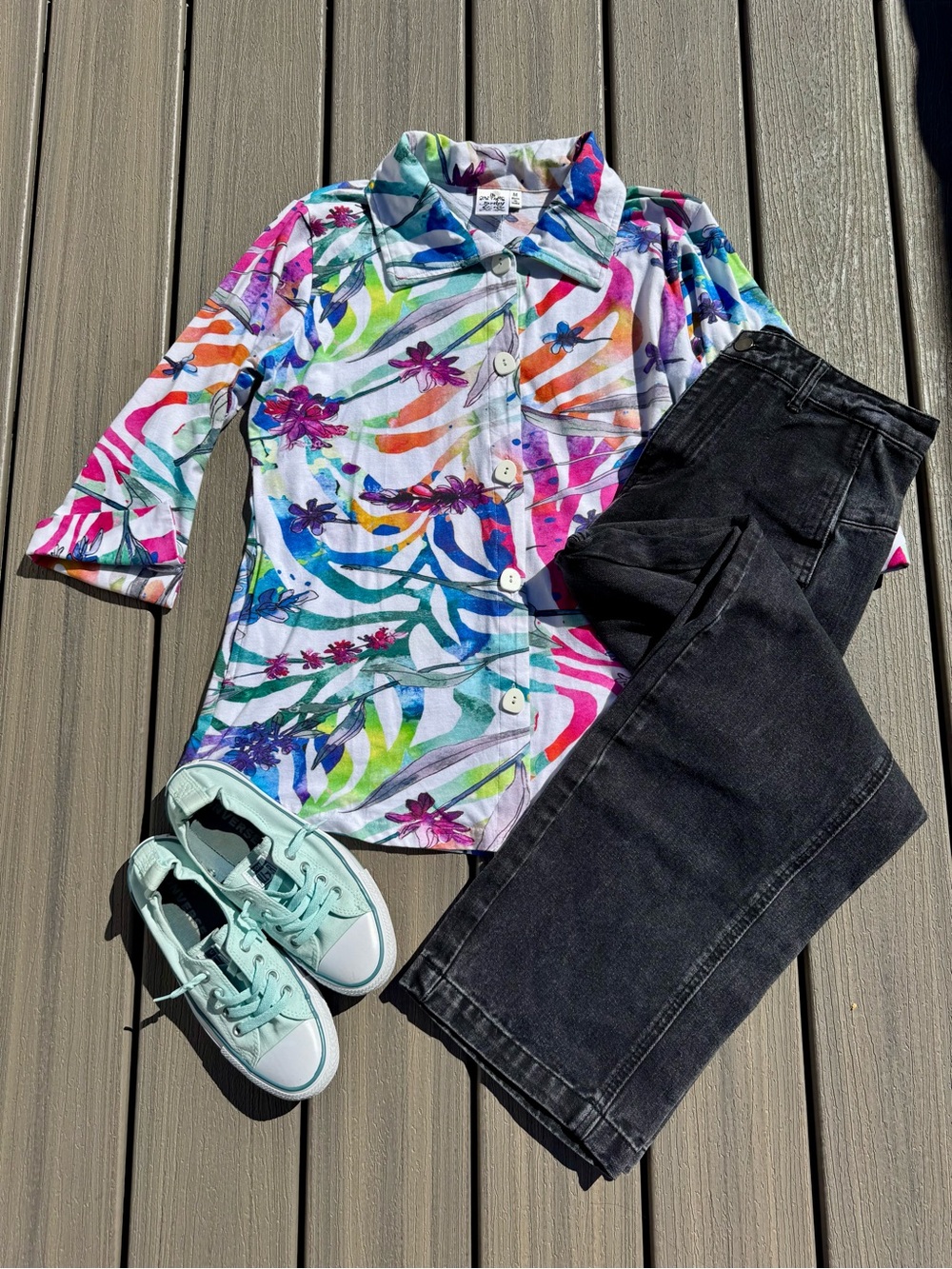Parsley & Sage Multicolor Floral Button-Down Shirt